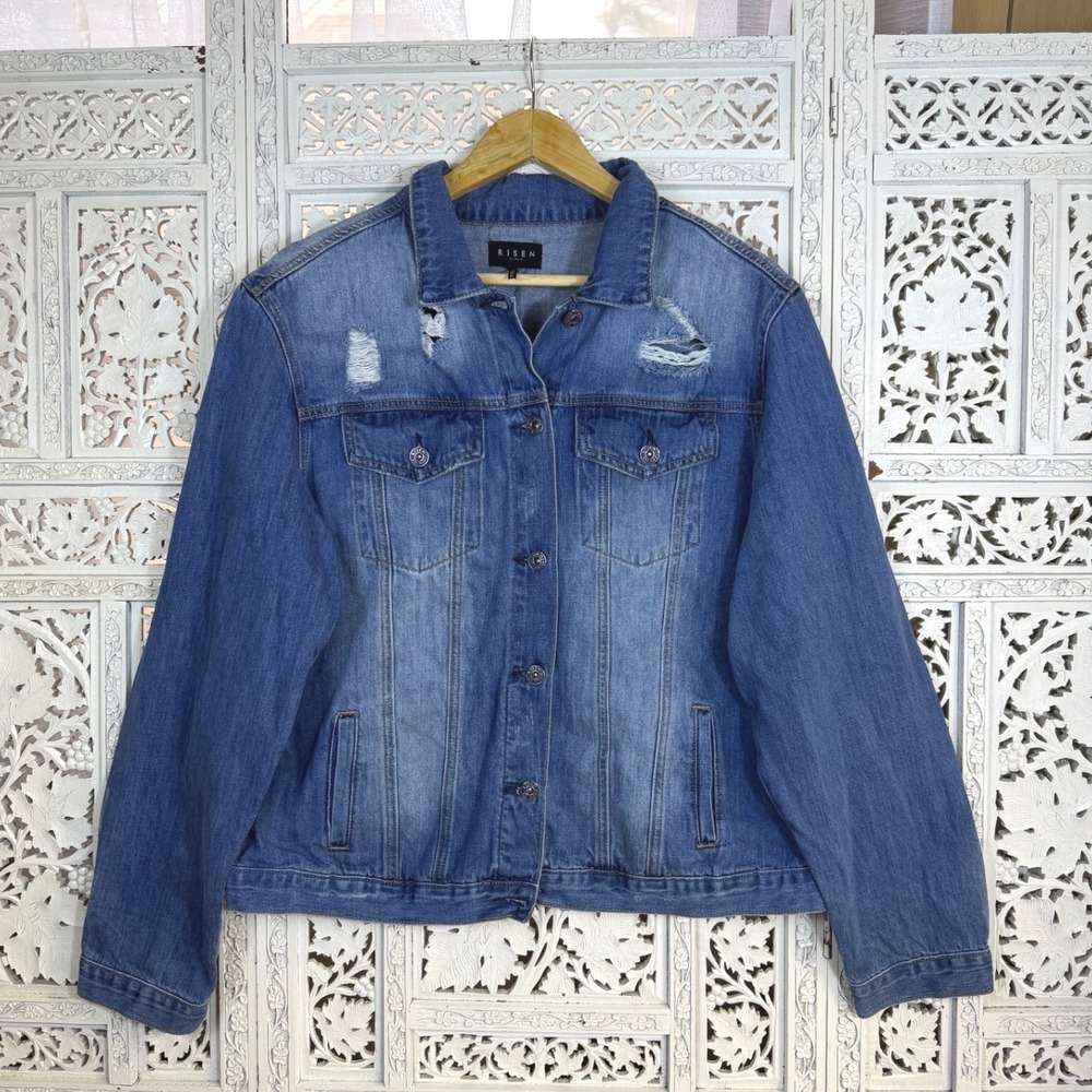 Risen Los Angeles Medium Wash Distressed Denim Jacket Womens L‎ Trucker Rugged